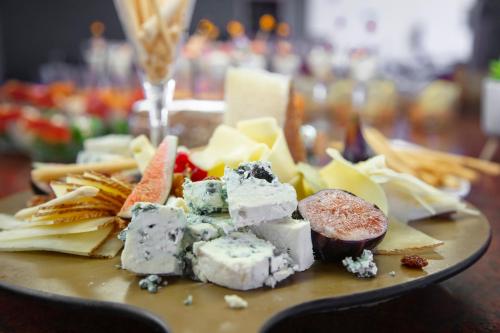 Jídlo v hotelu nebo okolí