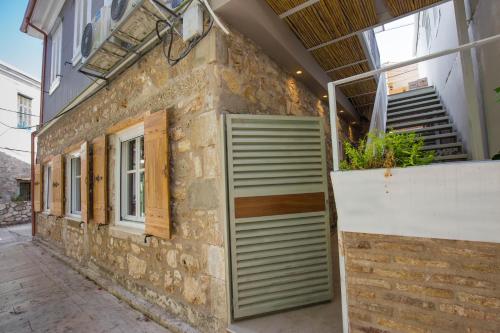 Stone Suites at Lefkada's Old Port