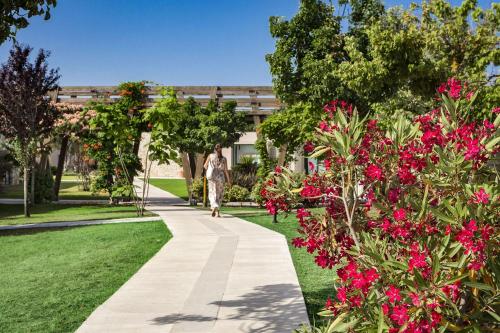Jardin de l'établissement Baglioni Resort Sardinia - The Leading Hotels of the World