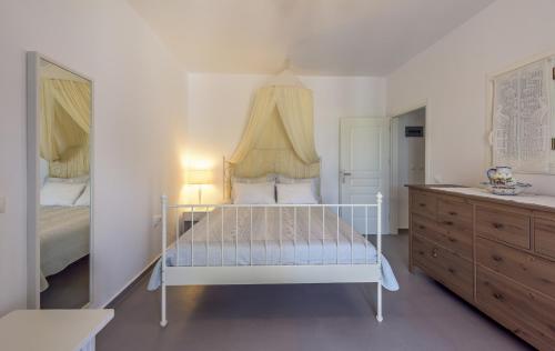 Gallery image of Milos Retreat Fusion in Zefiría
