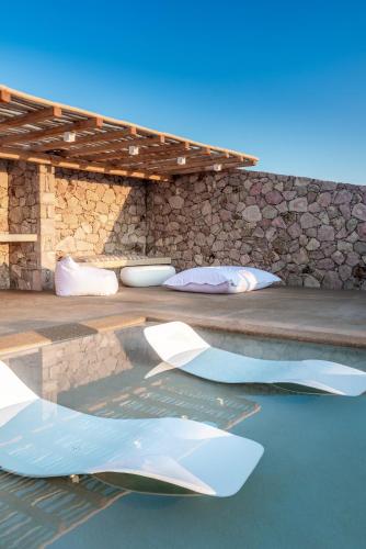Gallery image of Milos Retreat Fusion in Zefiría