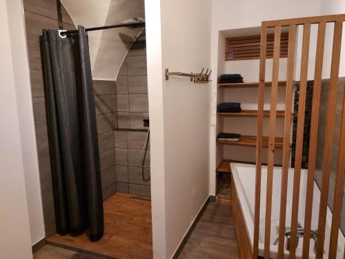Kúpeľňa v ubytovaní L'INATTENDU Vue imprenable, lits préparés et ménage inclus