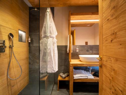 Gran Baita Hotel & Wellness tesisinde bir banyo