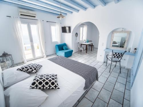 Gallery image of Amazing View Hotel Apartments in Agios Stefanos