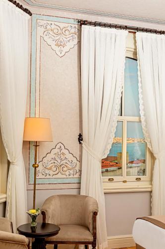 Posezení v ubytování Meroddi Barnathan Hotel
