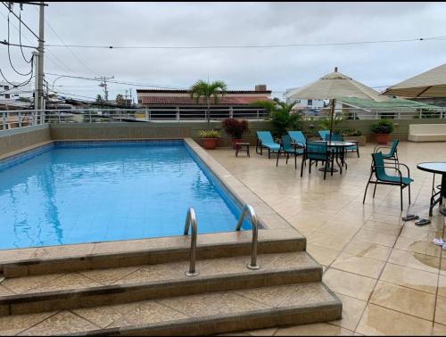 Hồ bơi trong/gần Hermoso Departamento Amueblado frente al mar