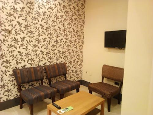 Gallery image of Room in Apartment - Carlton Gate Hotel - Executive Room in Ibadan