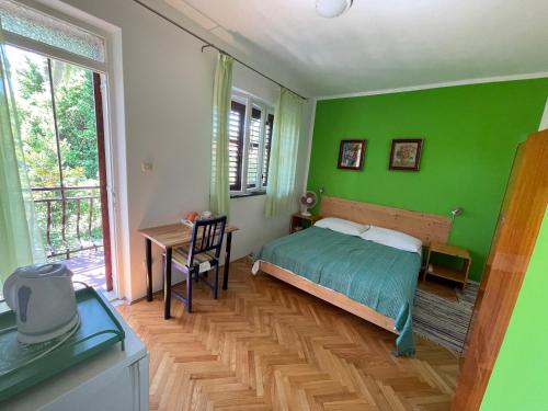 Billede fra billedgalleriet på Hvar Guesthouse - Double bedroom with private bathroom i Jelsa