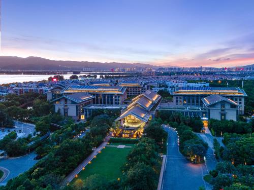 an aerial view of a campus at dusk at InterContinental Kunming by IHG in Kunming