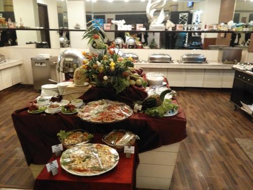 Jídlo v hotelu nebo okolí