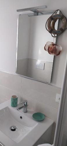 Gallery image of Nonna Pella Appartamenti - Rosmarino in Pietra Ligure