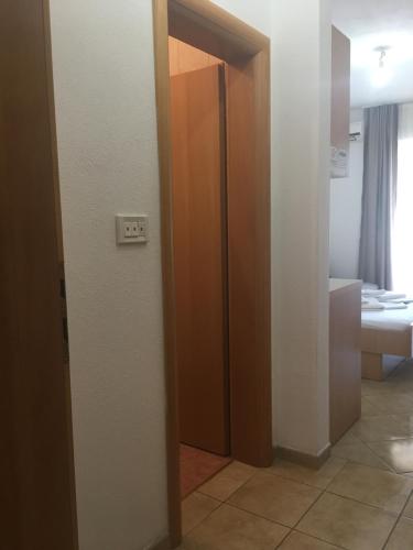 Ein Badezimmer in der Unterkunft Apartments MAMPAS