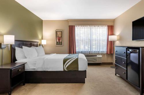 Gallery image of Quality Inn & Suites Amsterdam in Saint John