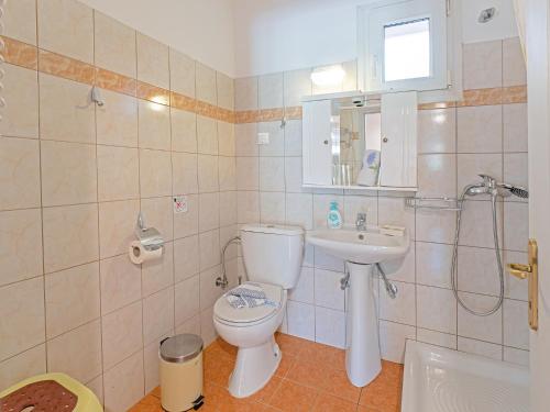 Ένα μπάνιο στο Villa Rania