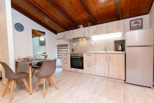 Odisseus old town apartment