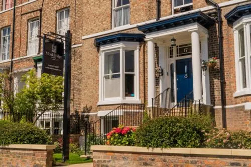 MonkBridge House photo 1