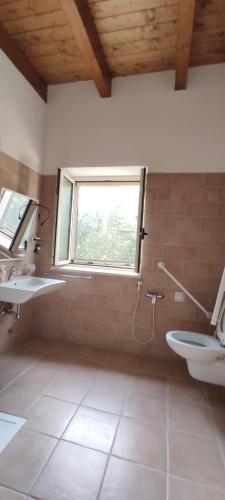Koupelna v ubytování Bivano BioMele