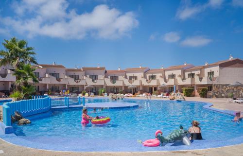 Apartamentos Lentiscos by MIJ, Cala en Blanes – Bijgewerkte ...