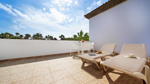 Balkón nebo terasa v ubytování Broncemar Beach Suites