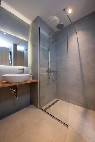 Melcon Luxury Suites