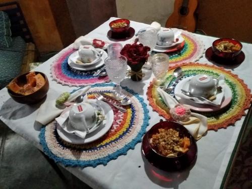 Jídlo v penzionu – hostince nebo okolí