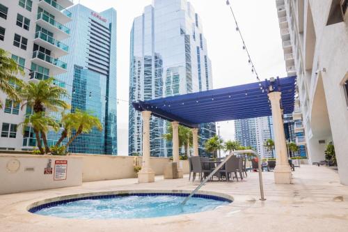 High Rise Brickell Modern Studio photo 15