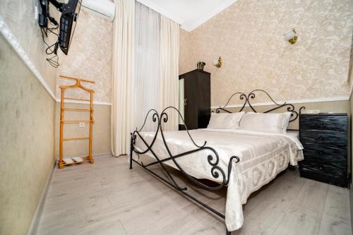 Lova arba lovos apgyvendinimo įstaigoje Old Tbilisi Apart-Hotel