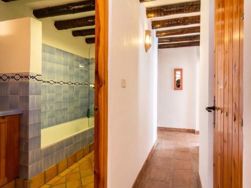 A bathroom at Casa del patio arabe