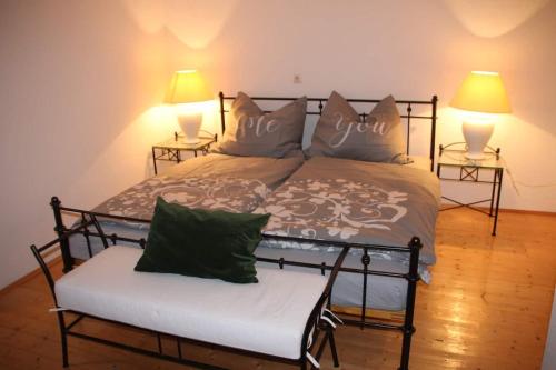 Postel nebo postele na pokoji v ubytování Fragner-Stütz