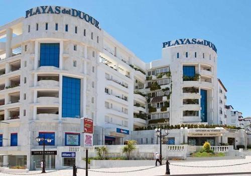 Apartamento PUERTO BANUS. PLAYAS DEL DUQUE (España Marbella) - Booking.com