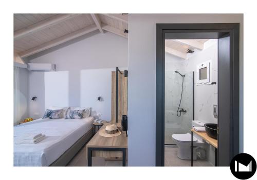 Koupelna v ubytování Anemos Suites by Estia