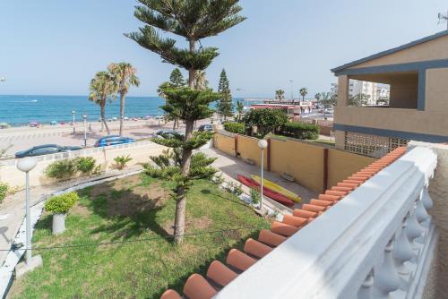 Expoholidays-Chalet Bahari primera linea de playa, Roquetas ...