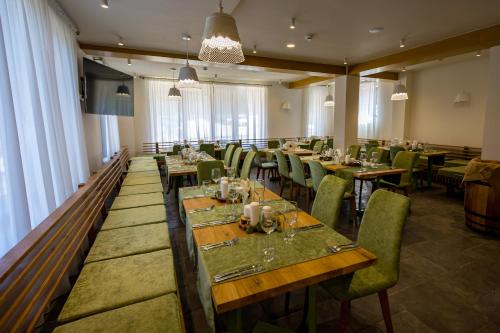 Restoran atau tempat lain untuk makan di Casa Iustin