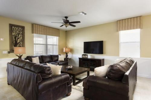 8-Bed Pool Home with Pool, Spa, Loft, Game Rm -1424 home, Davenport, Statele Unite ale Americii