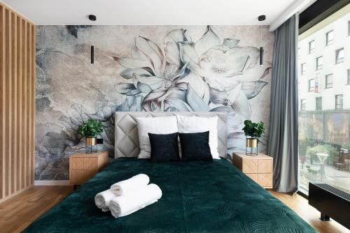 Postel nebo postele na pokoji v ubytování Easy Rent Apartments - GOLD 30, Centrum 24h Check-in