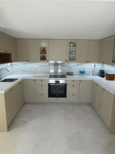 Dapur atau dapur kecil di Villa Portico