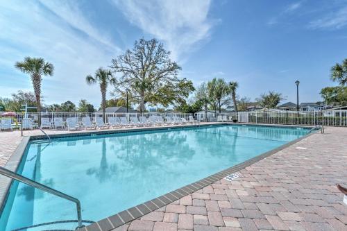 La Bella Vita Retreat Less Than 1 Mi to Surfside Beach!