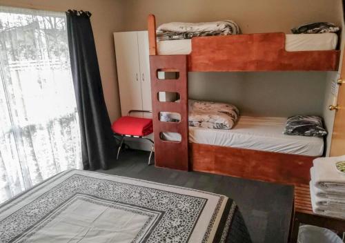 Postel nebo postele na pokoji v ubytování Zula Lodge