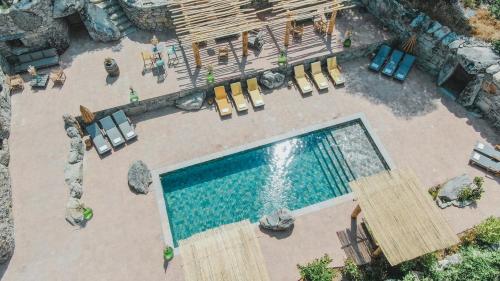 Kolam renang di atau dekat dengan Résidence de Luxe 4 étoiles à Pietralba, 4 logements piscine chauffée BALAGNE