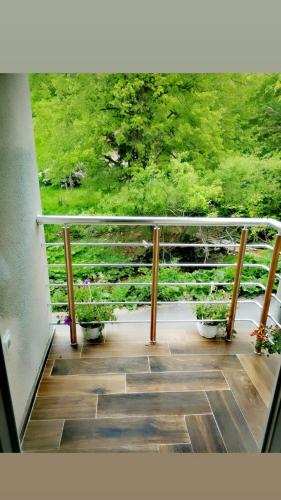 Balkoni atau teres di Karbula Apartments & Villa