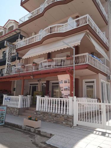 Golden Sand Aparthotel