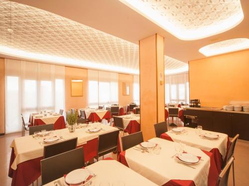 Restaurace v ubytování Hotel Manola