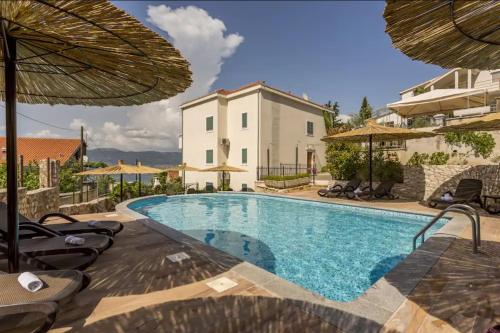 Bazén v ubytování SeaSight Apartment - Ciovo Island nebo v jeho okolí