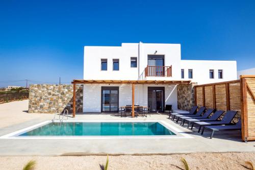 Cato Agro 5, Seafront Villa with Private Pool