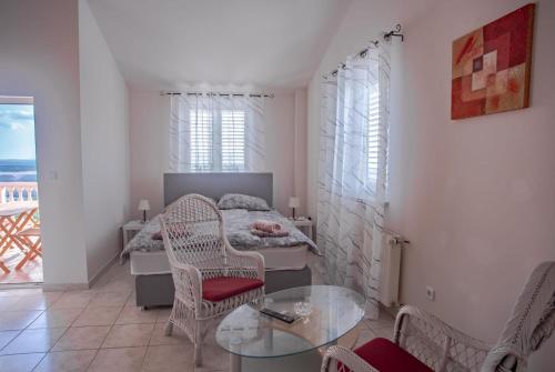 Fotografie z fotogalerie ubytování Apartmani Dojmi 3 v destinaci Šmrika