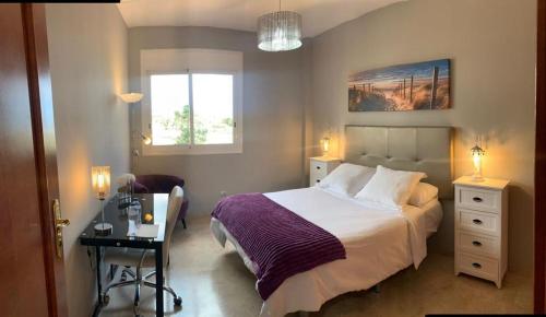 Postel nebo postele na pokoji v ubytování Apartamento de lujo en puerto santiago 2