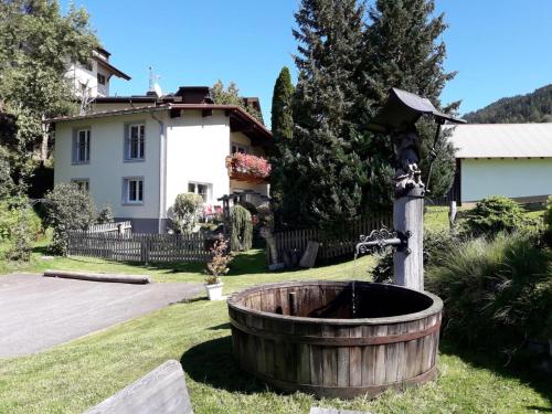 a bird bath in the yard of a house at Petter 2 in Tobadill