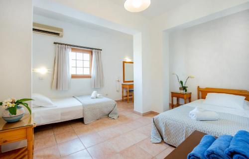 
A bed or beds in a room at KRANA APARTMENTS
