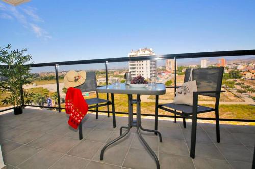 New apartment with AC near the beach