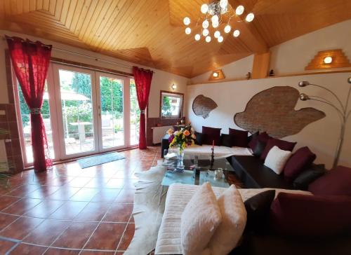 Posezení v ubytování Ferienwohnung mit Herz